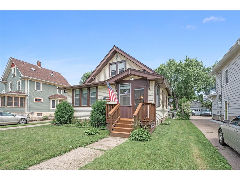 147 Baker Street W Saint Paul MN 55107 6559139 image1