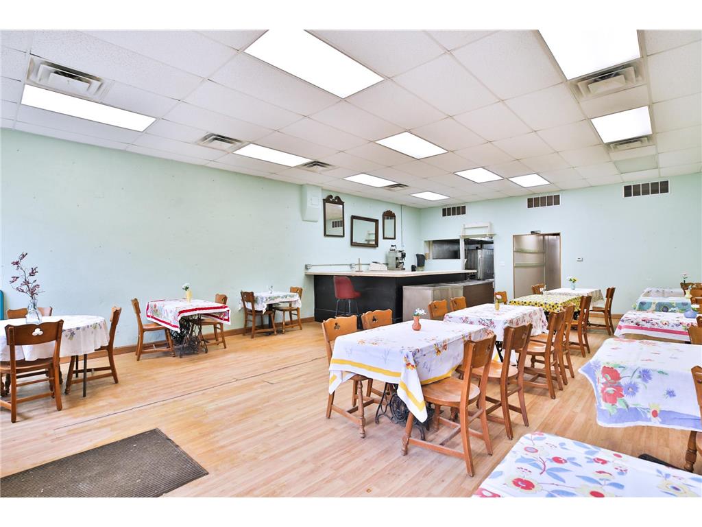 147 E Main Street West Concord MN 55985 7031147 image1