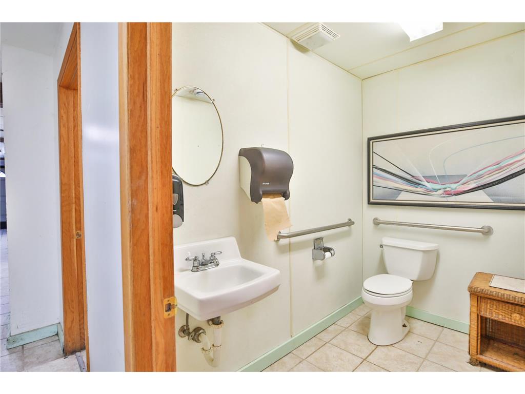 147 E Main Street West Concord MN 55985 7031147 image22