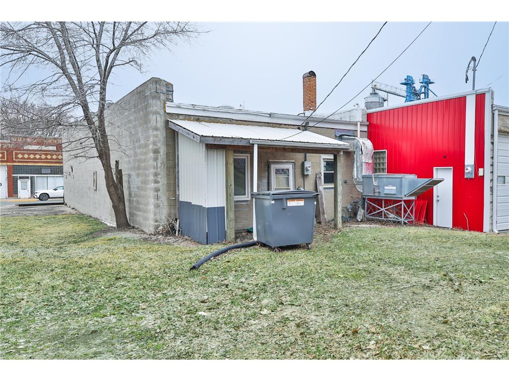 147 E Main Street West Concord MN 55985 7031147 image26