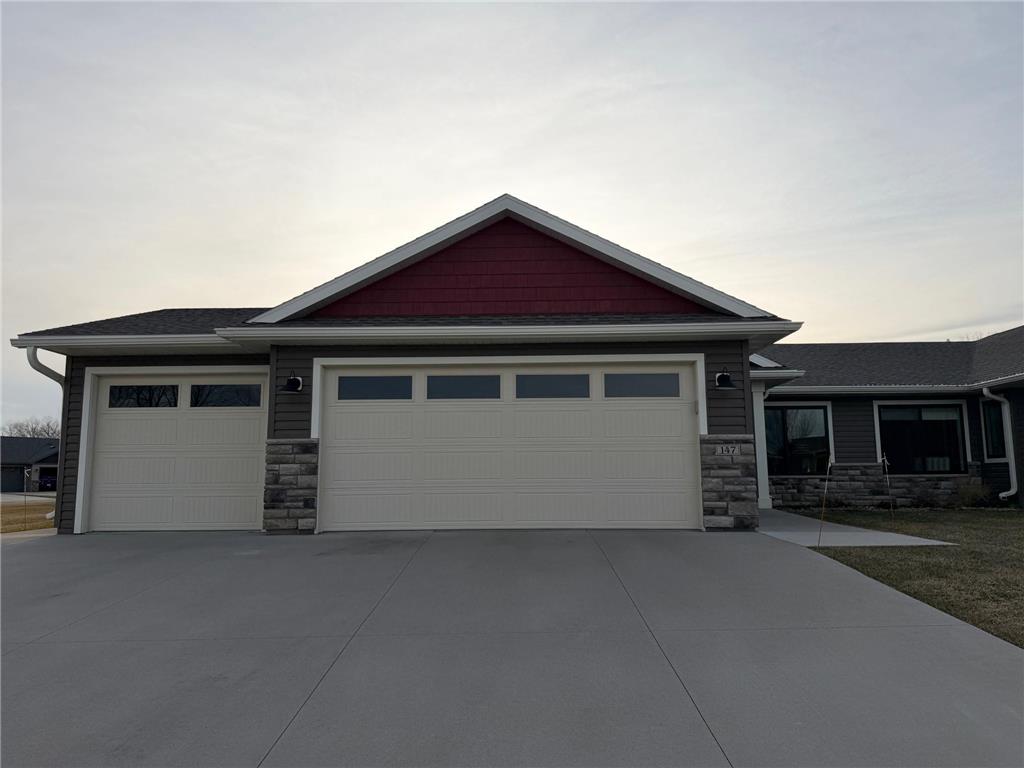147 Highland Circle Zumbrota MN 55992 7051983 image1