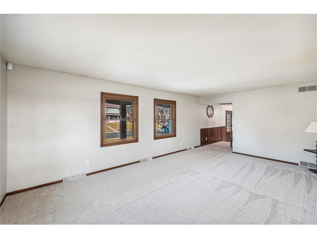 1470 Red Cedar Road, Eagan, MN, 55121 MLS 6462909 Edina Realty