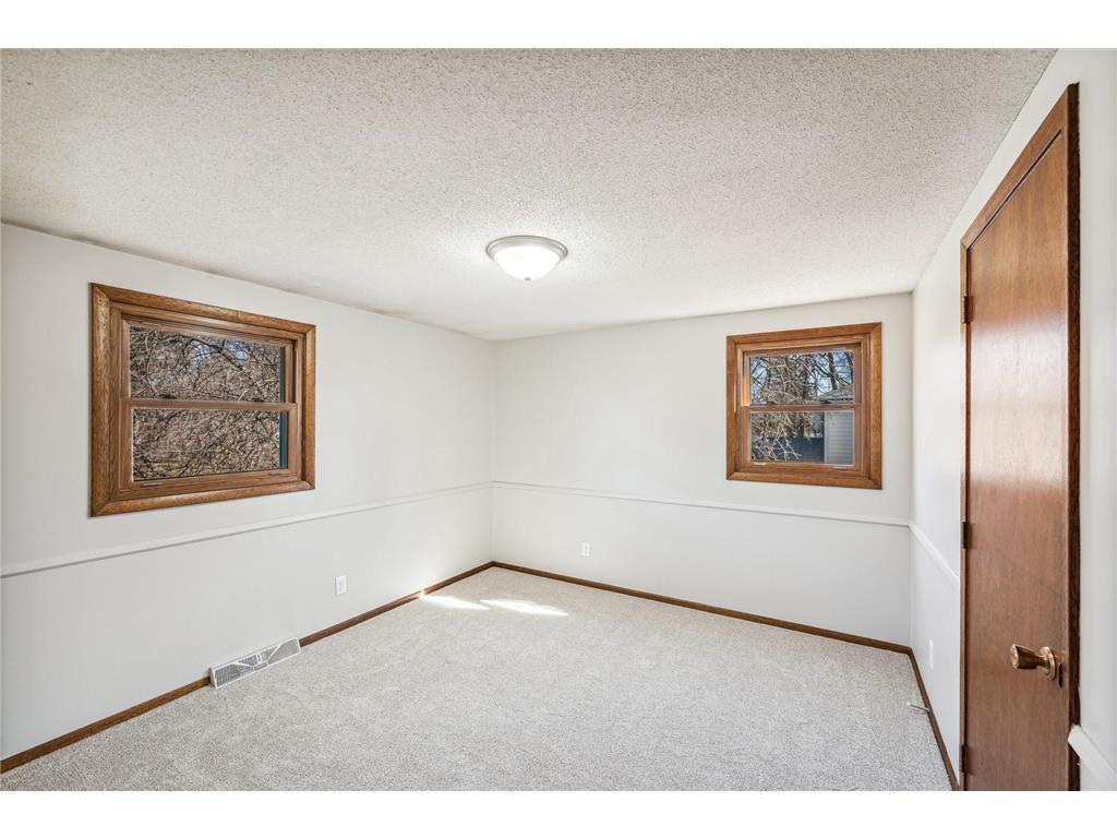 1470 Red Cedar Road, Eagan, MN, 55121 MLS 6462909 Edina Realty