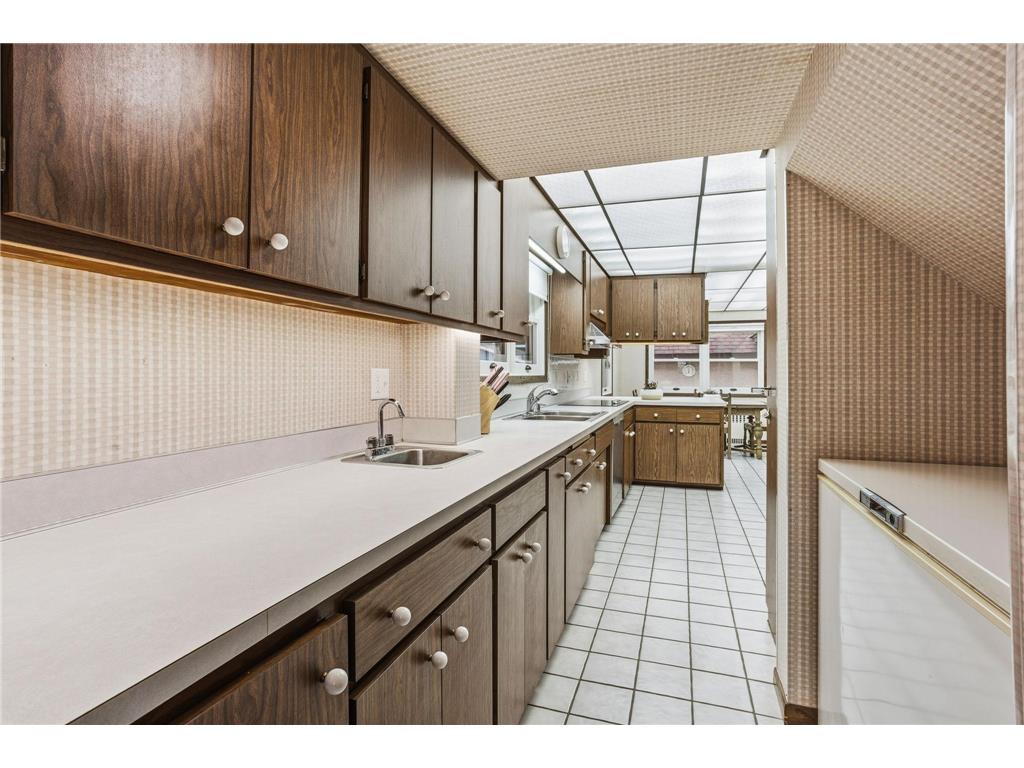 1470 W 35th Street Minneapolis MN 55408 7021737 image12