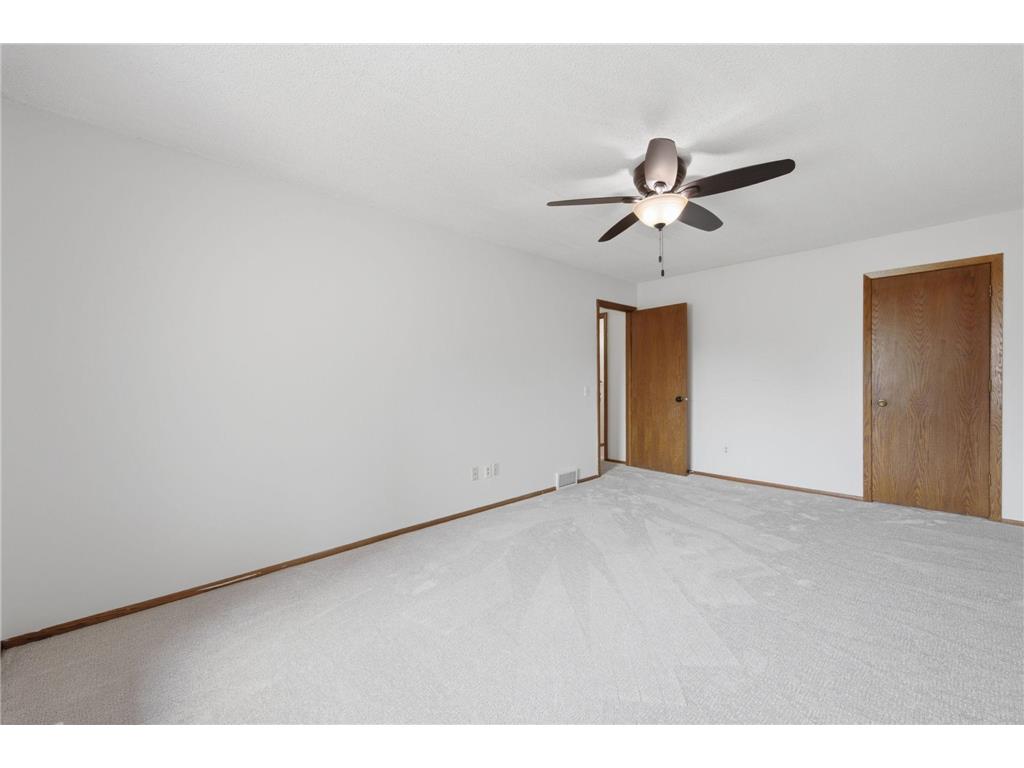 14700 Embry Path Apple Valley MN 55124 7089536 image12