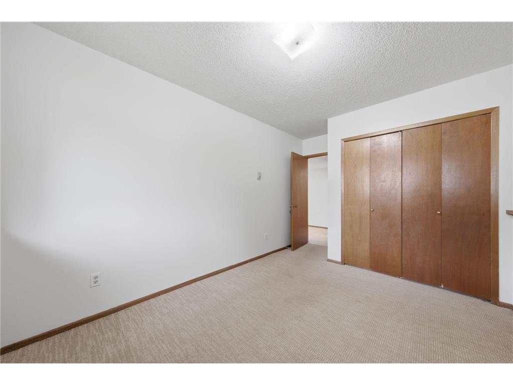 14700 Embry Path Apple Valley MN 55124 7089536 image21