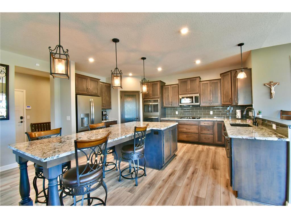 14701 River Hills Parkway, Dayton, MN, 55327 MLS 6491464 Edina Realty