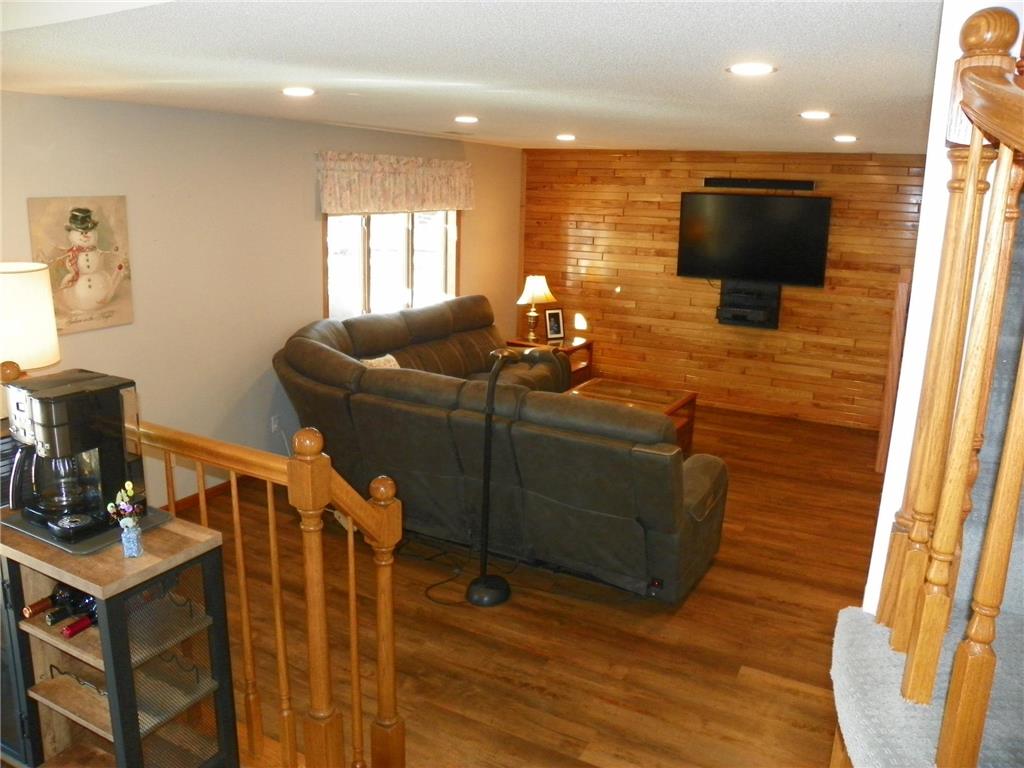 14703 State Highway 22 Eden Valley MN 55329 7022156 image24