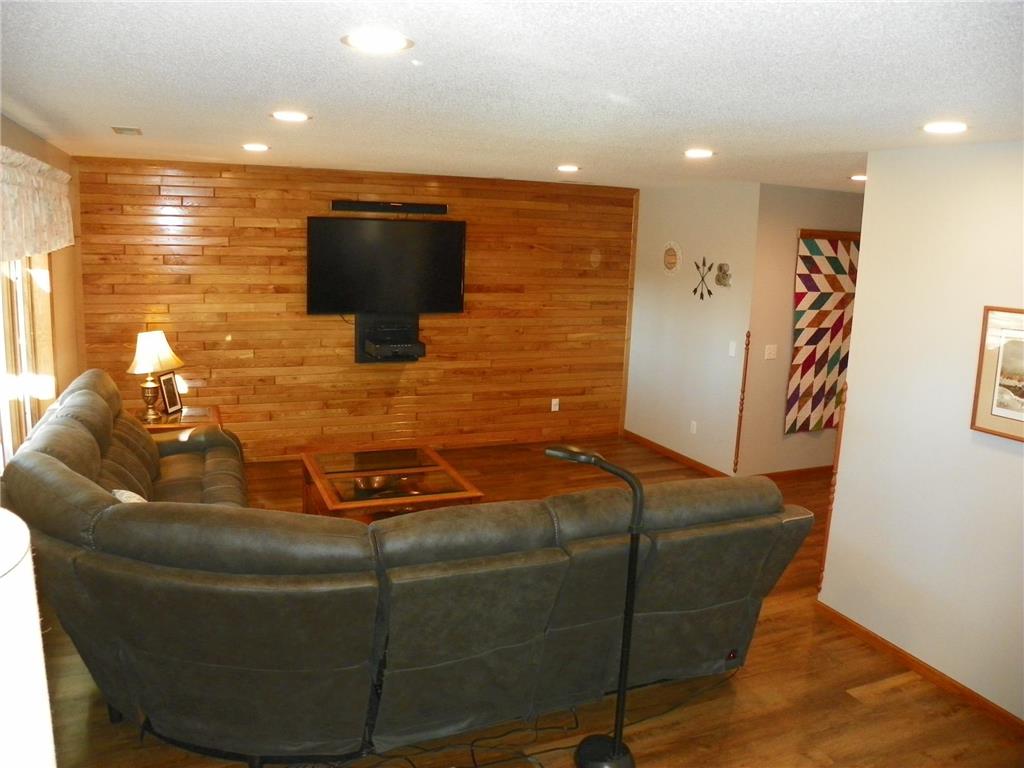 14703 State Highway 22 Eden Valley MN 55329 7022156 image25