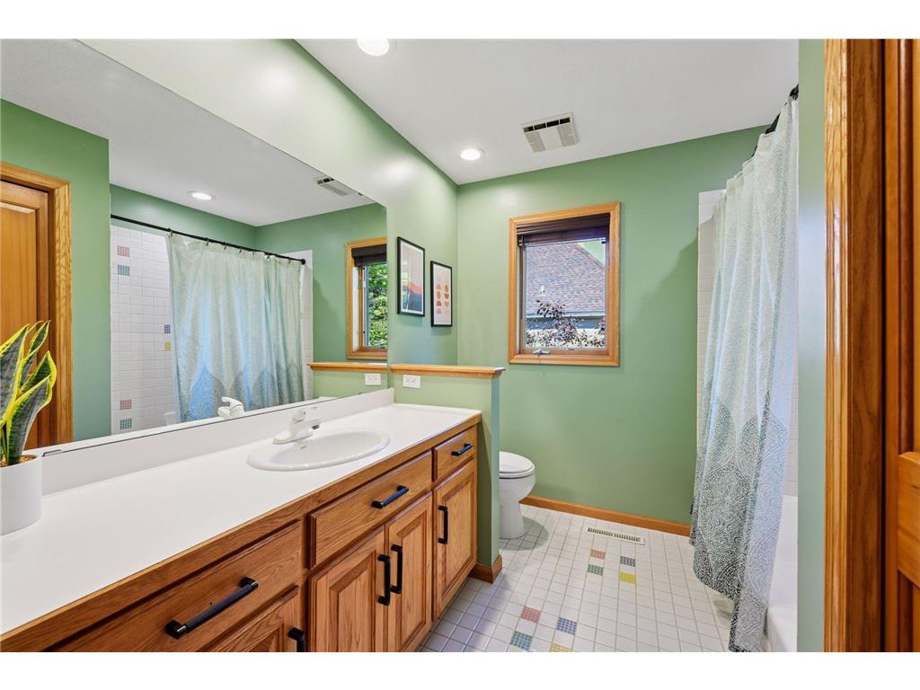 14709 White Oak Drive Burnsville MN 55337 6771917 image29