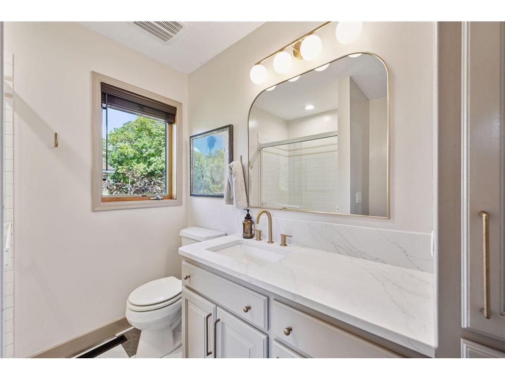 14709 White Oak Drive Burnsville MN 55337 6771917 image33