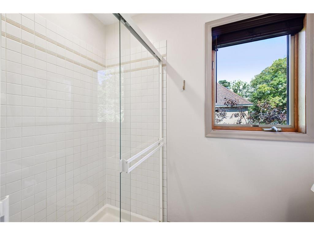 14709 White Oak Drive Burnsville MN 55337 6771917 image40