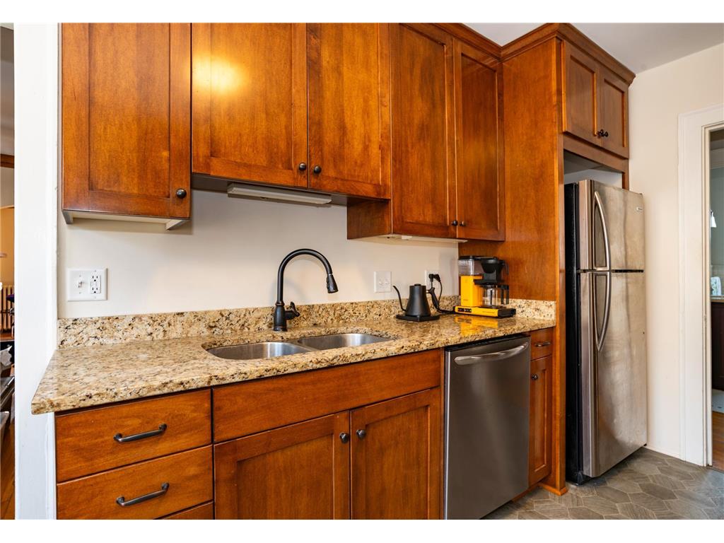 1471 Portland Avenue Saint Paul MN 55104 7025266 image11