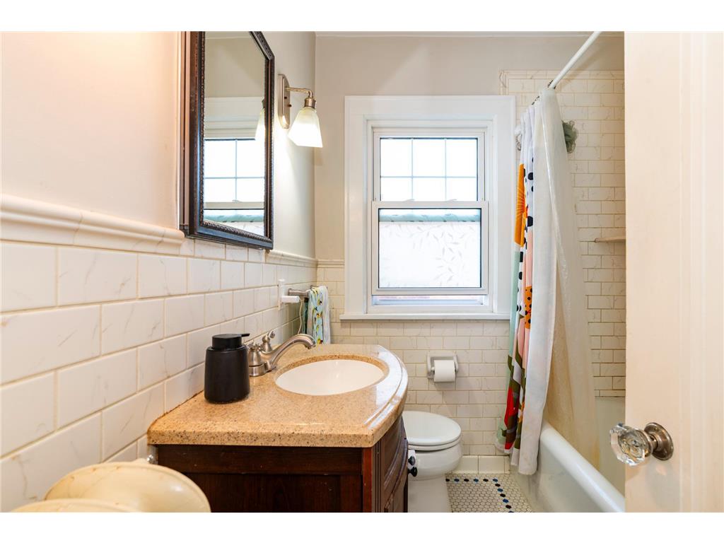 1471 Portland Avenue Saint Paul MN 55104 7025266 image15