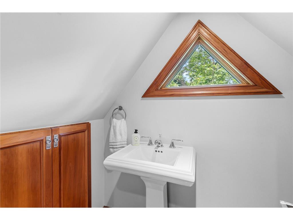 14711 Woodruff Road Minnetonka MN 55391 7089582 image22