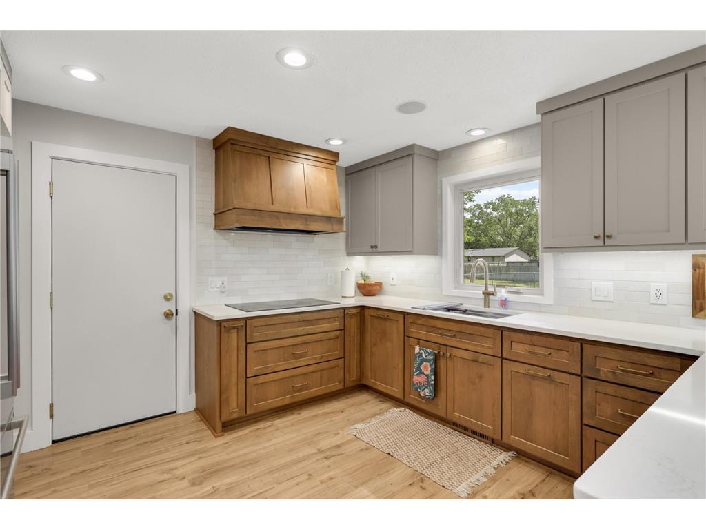 14712 Dory Court Apple Valley MN 55124 7082605 image12