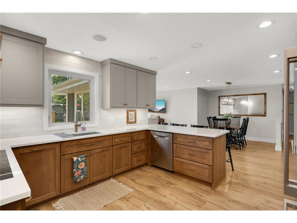 14712 Dory Court Apple Valley MN 55124 7082605 image14