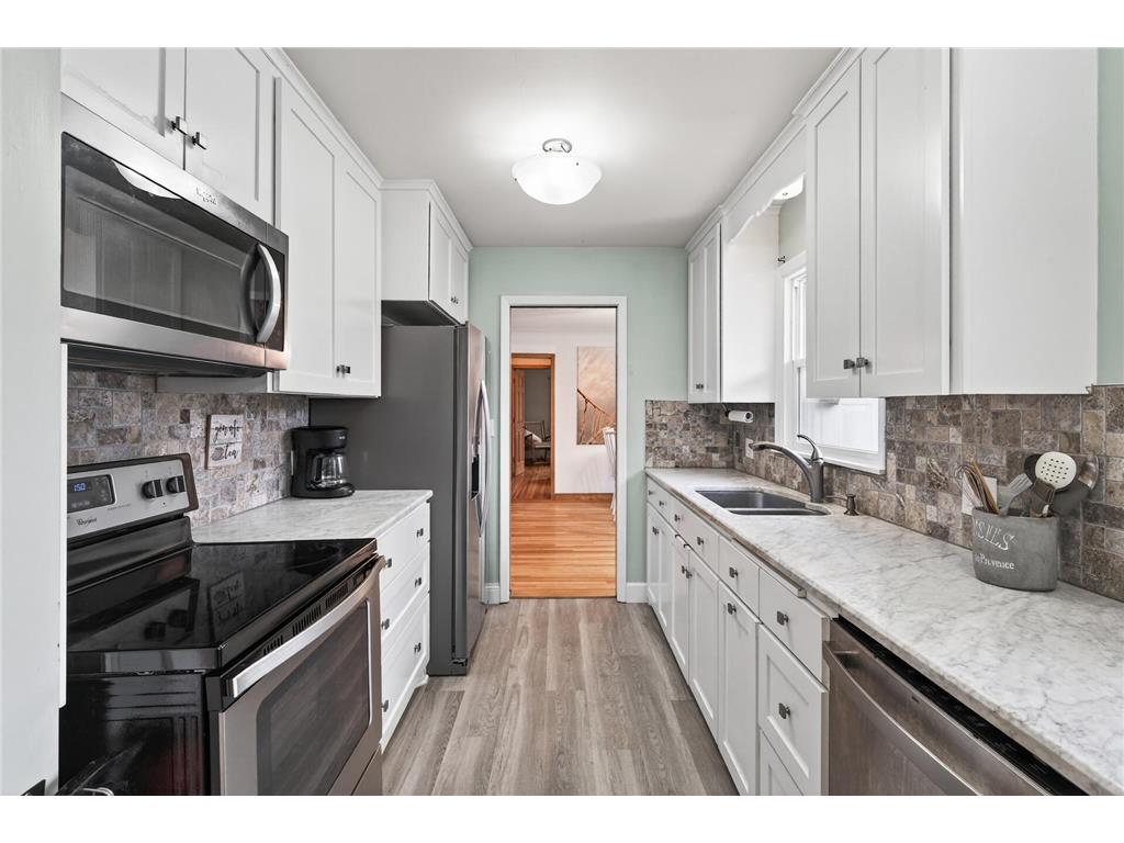 14712 Oakwood Road Minnetonka MN 55345 7047676 image14