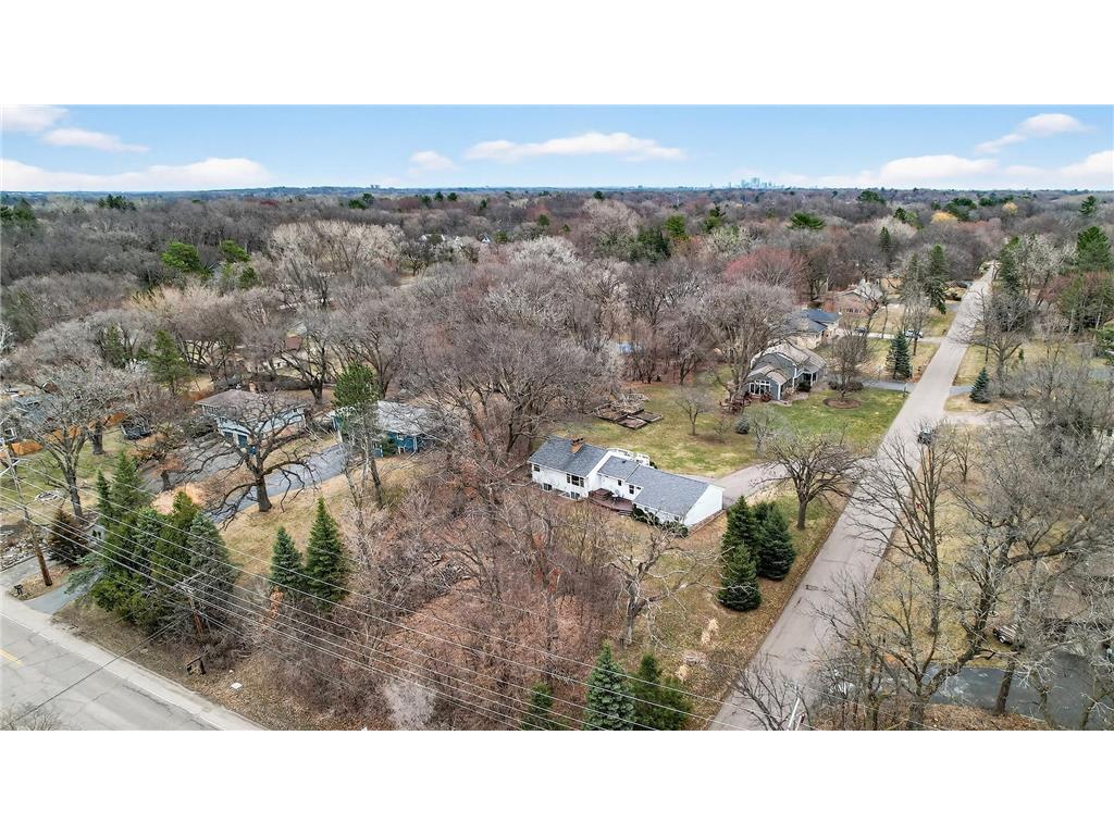 14712 Oakwood Road Minnetonka MN 55345 7047676 image17