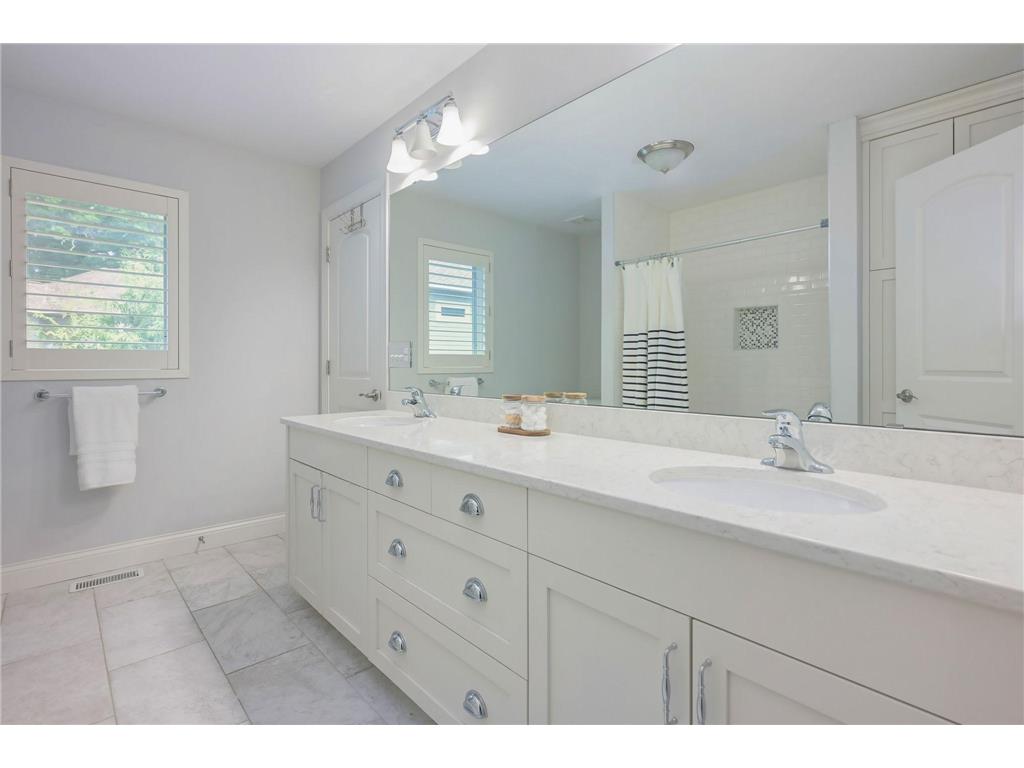 14714 Woodhaven Road Minnetonka MN 55345 7083752 image40