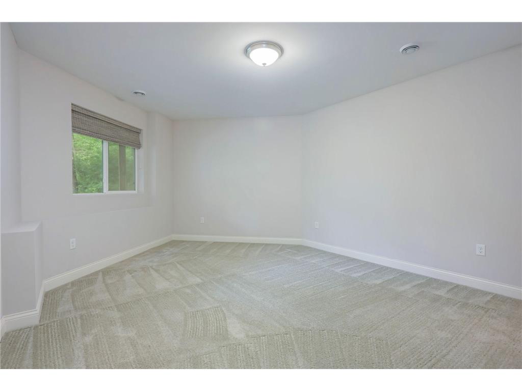 14714 Woodhaven Road Minnetonka MN 55345 7083752 image47