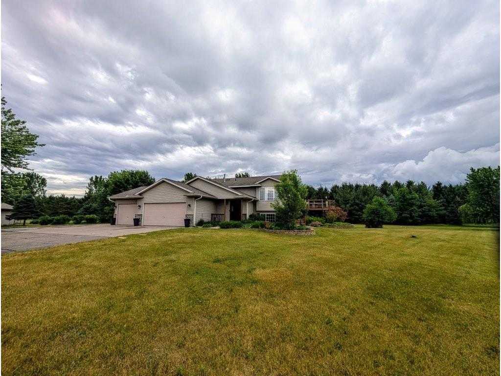 1472 111th Street New Richmond WI 54017 7085484 image1