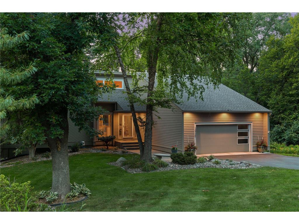 14720 Oak Lane, MN, 55391 MLS 6403560 Edina Realty