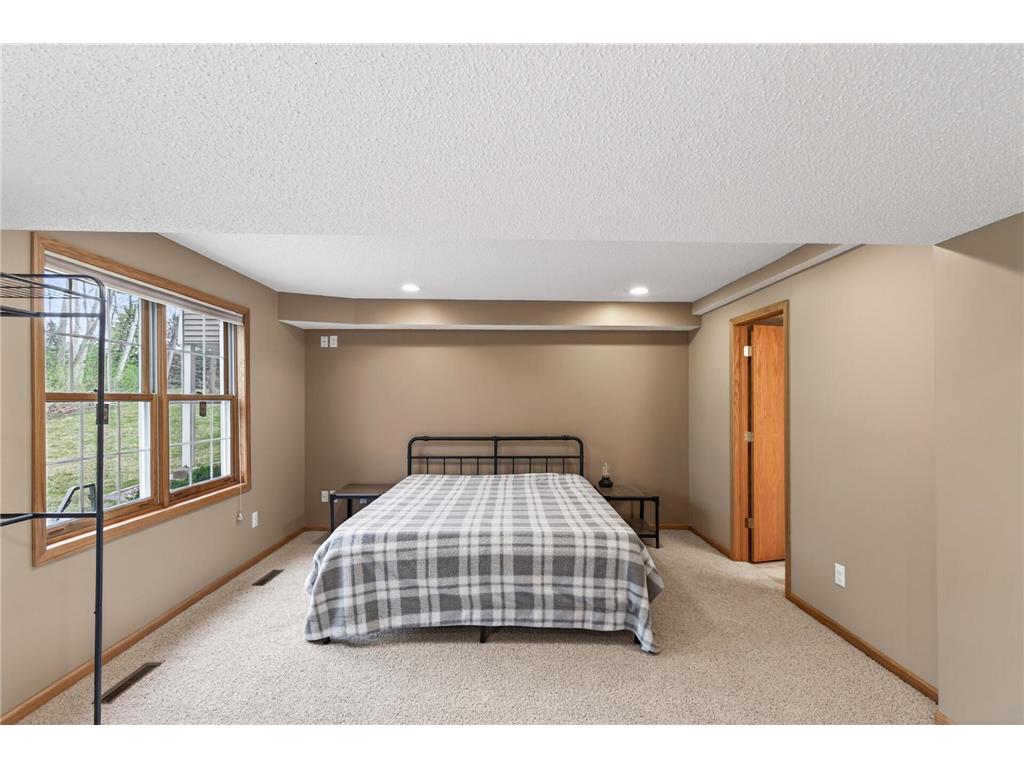 14722 Oak Run Lane Burnsville MN 55306 7055682 image23