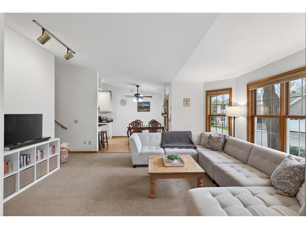 14722 Oak Run Lane Burnsville MN 55306 7055682 image8