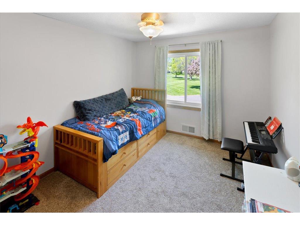 14727 94th Place N Maple Grove MN 55369 7074278 image15