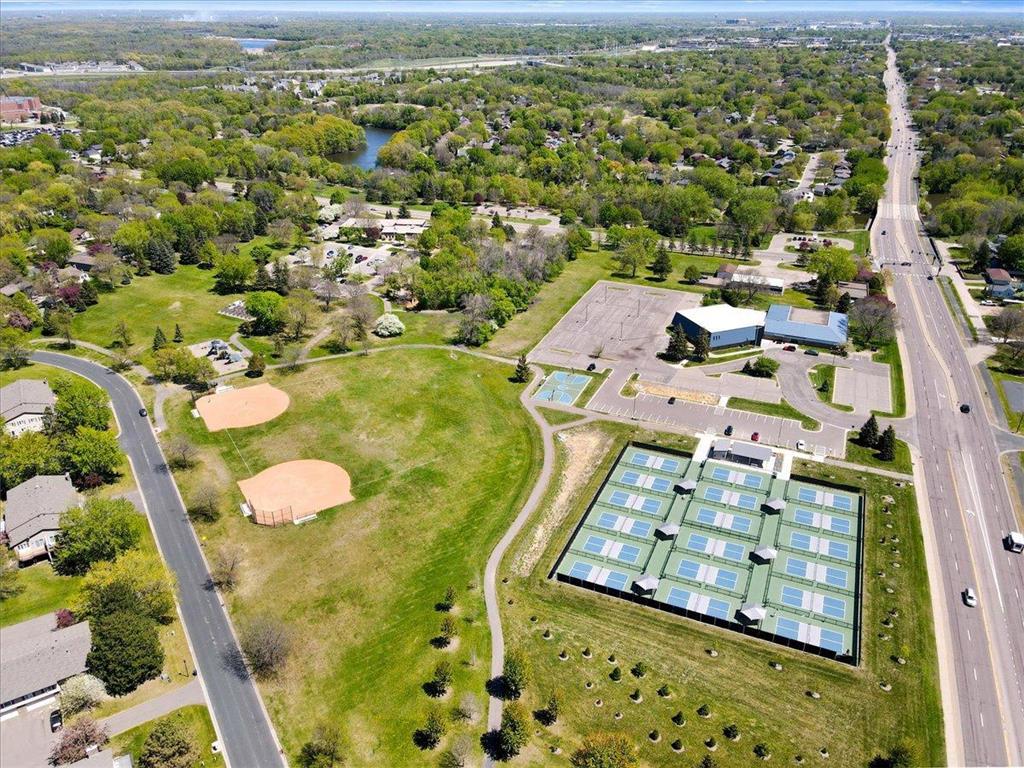 14727 94th Place N Maple Grove MN 55369 7074278 image4