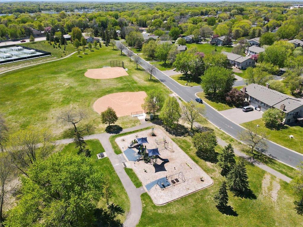 14727 94th Place N Maple Grove MN 55369 7074278 image5