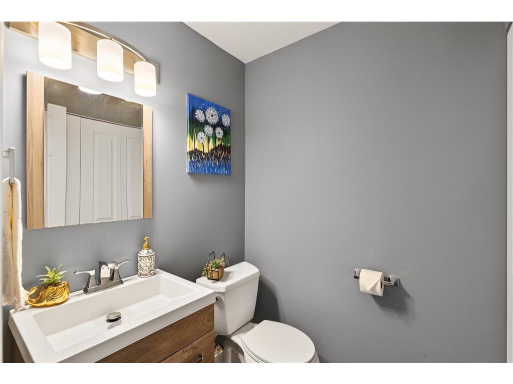 1473 Goodwin Avenue N Oakdale MN 55128 7076120 image5