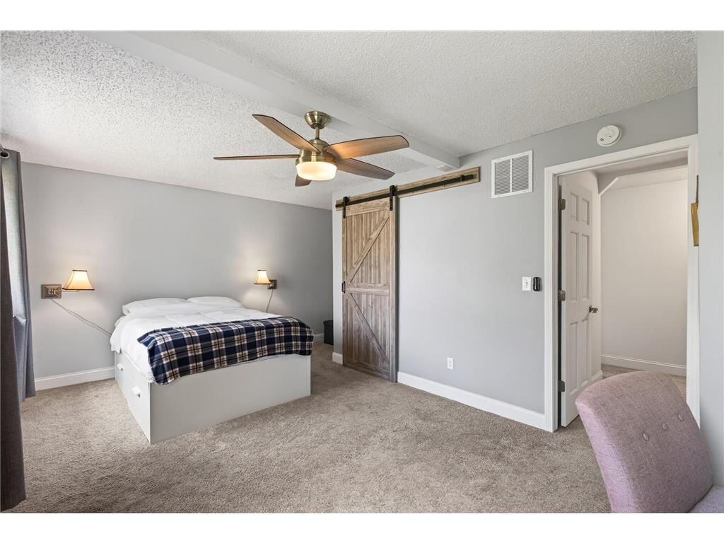 1473 Goodwin Avenue N Oakdale MN 55128 7076120 image6
