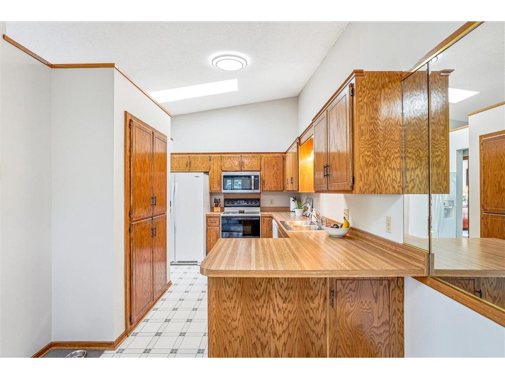 14733 Lower Endicott Way Apple Valley MN 55124 7085184 image11