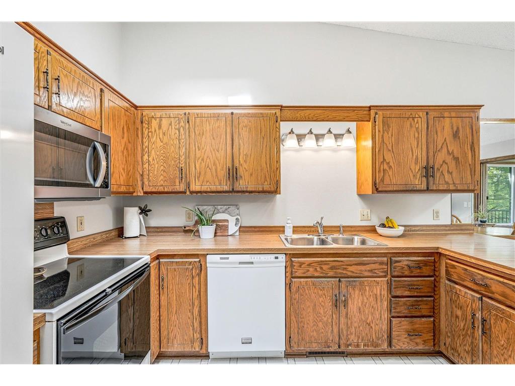 14733 Lower Endicott Way Apple Valley MN 55124 7085184 image13