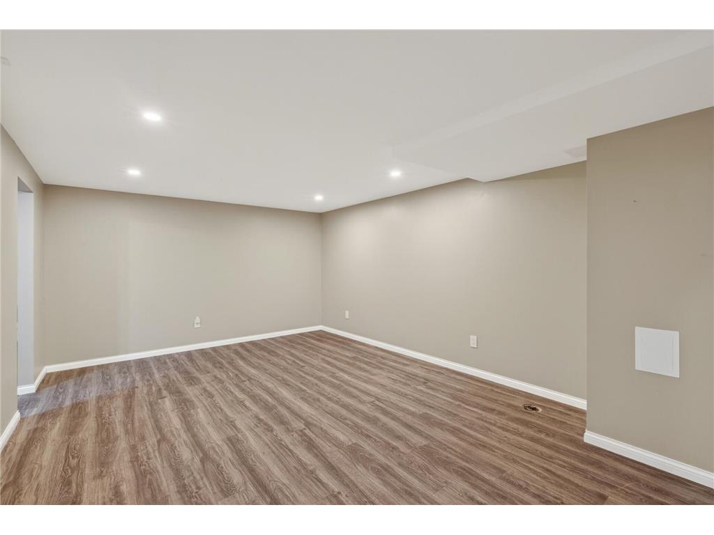 14735 91st Place N Maple Grove MN 55369 7077529 image32