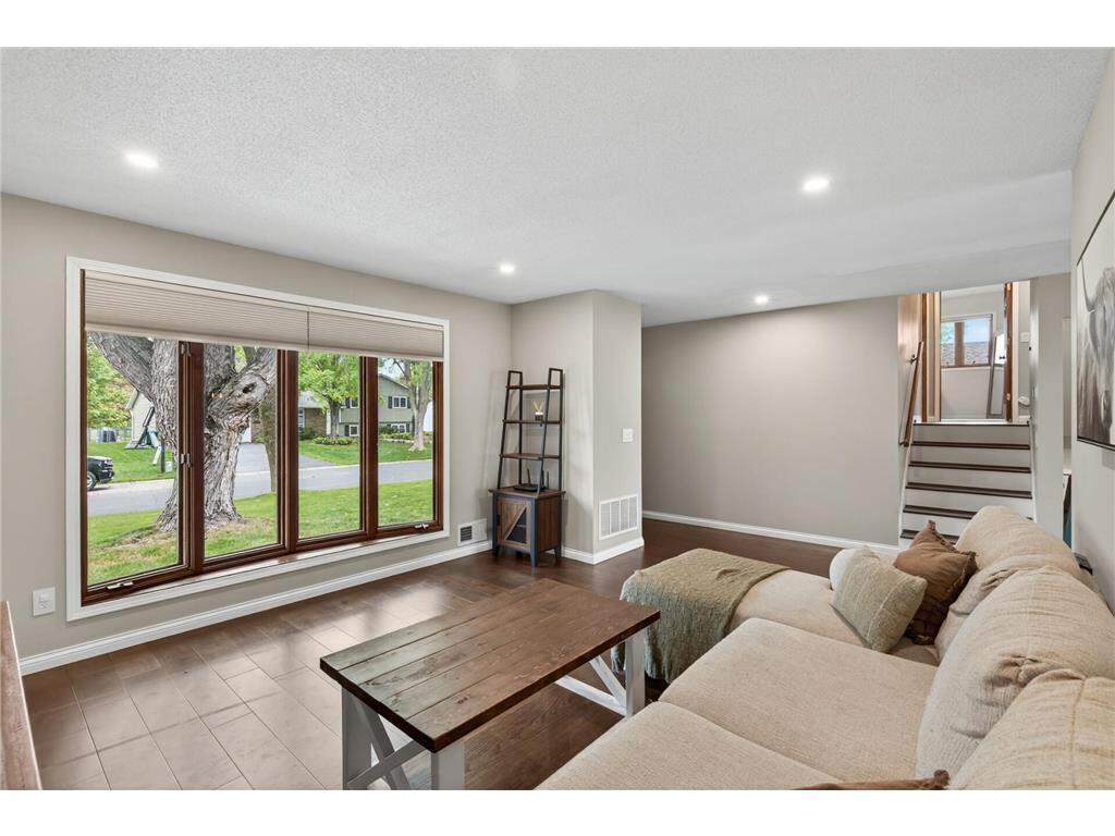 14735 91st Place N Maple Grove MN 55369 7077529 image6