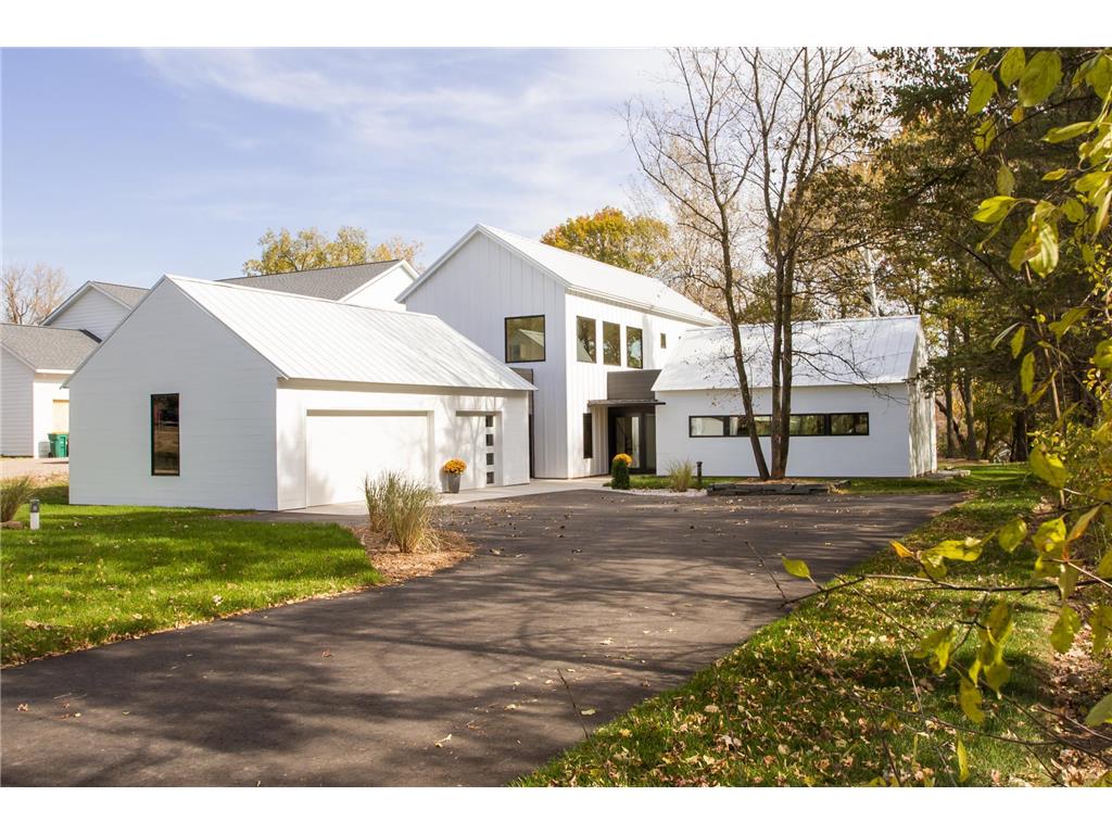 1474 Lincolntown Avenue Mahtomedi MN 55115 - Long Lake 6369685 image1