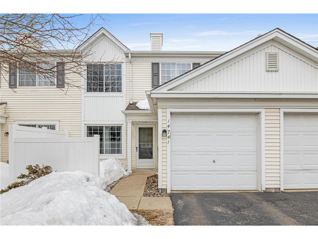 14741 Excelsior Lane #119 Apple Valley MN 55124 6348372 image1