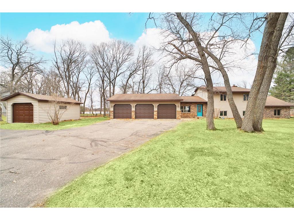 14741 Lynndale Lane Baxter MN 56425 - Red Sand 7060219 image1