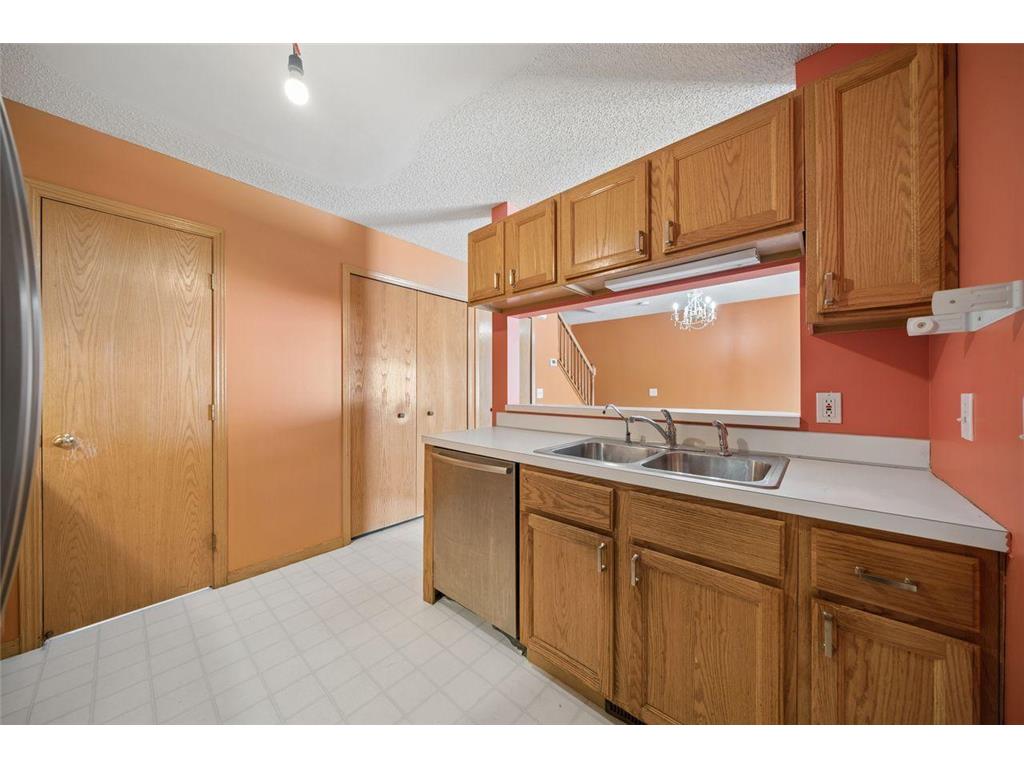 14748 Excelsior Lane #10 Apple Valley MN 55124 7049084 image7