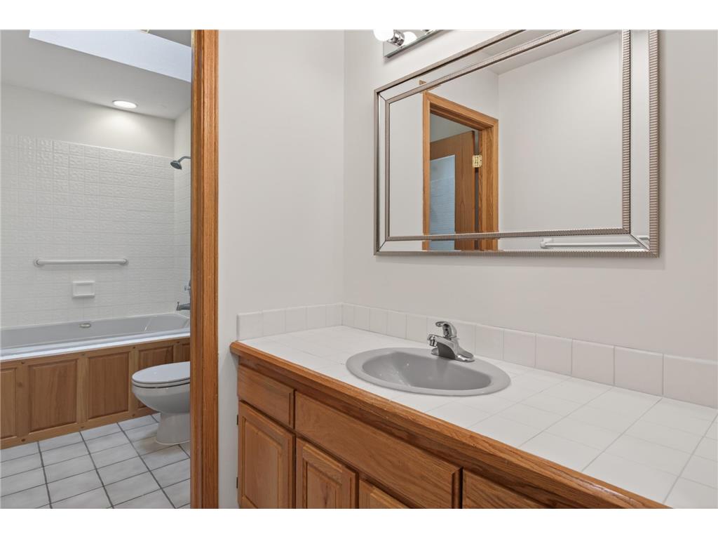 14748 Oak Run Lane Burnsville MN 55306 7076482 image20