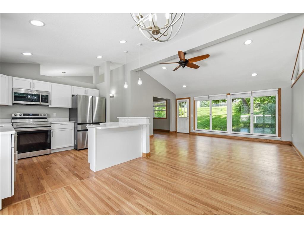 1475 Valley Drive Burnsville MN 55337 7099034 image13