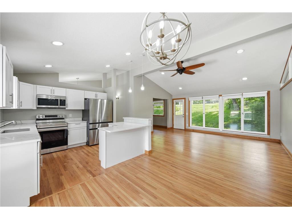 1475 Valley Drive Burnsville MN 55337 7099034 image26