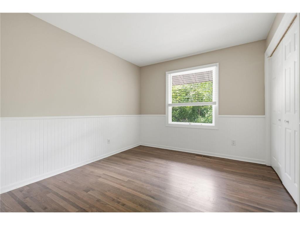 1475 Valley Drive Burnsville MN 55337 7099034 image29