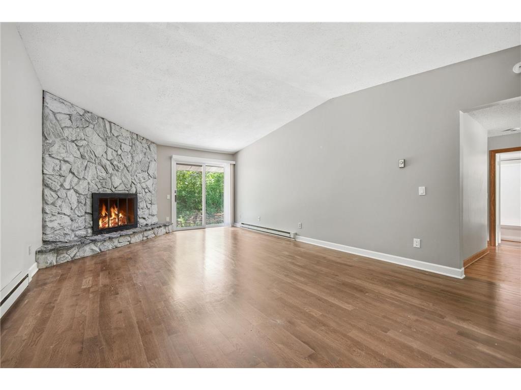 1475 Valley Drive Burnsville MN 55337 7099034 image35
