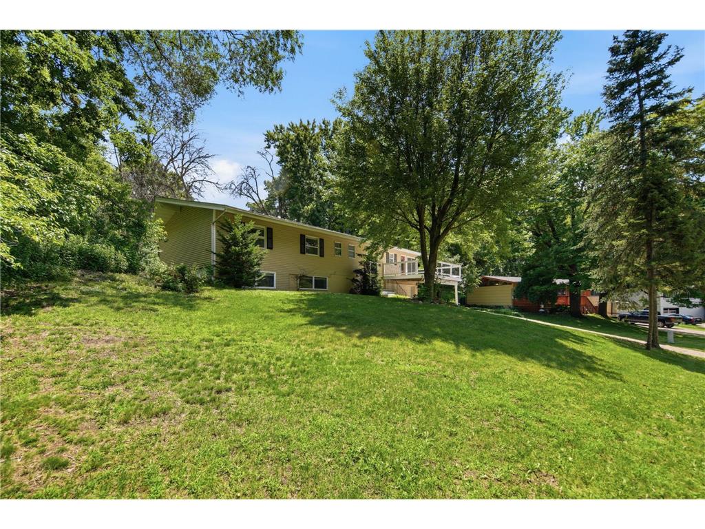 1475 Valley Drive Burnsville MN 55337 7099034 image4