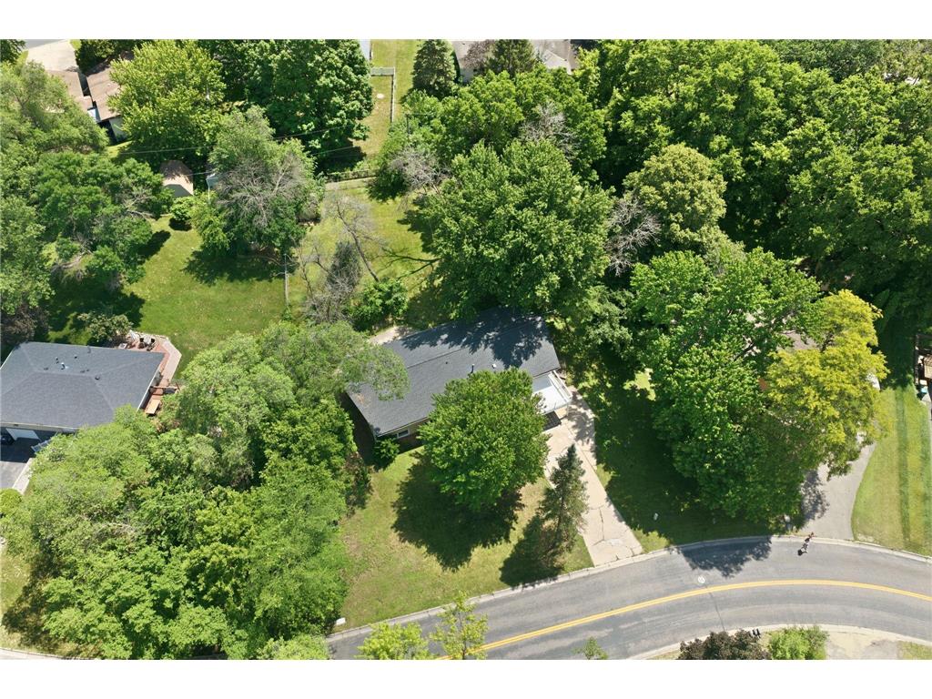 1475 Valley Drive Burnsville MN 55337 7099034 image64