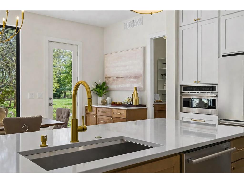 14759 Mcginty Road W Minnetonka MN 55391 7050979 image11